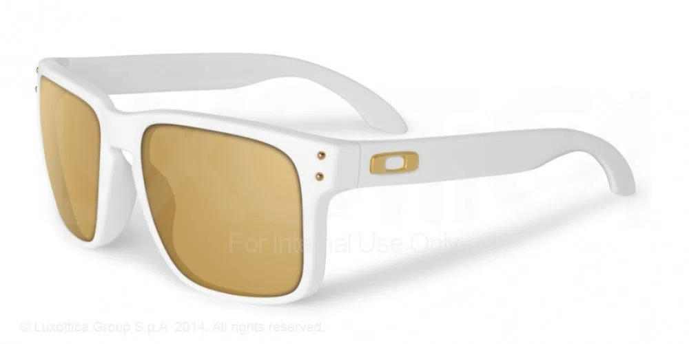 Oakley Holbrook 9102 Sunglasses - view 75